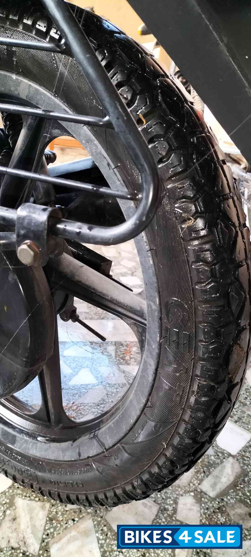 Black Grey TVS Victor Black Grey TVS Victor