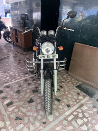 Black Royal Enfield Thunderbird 350