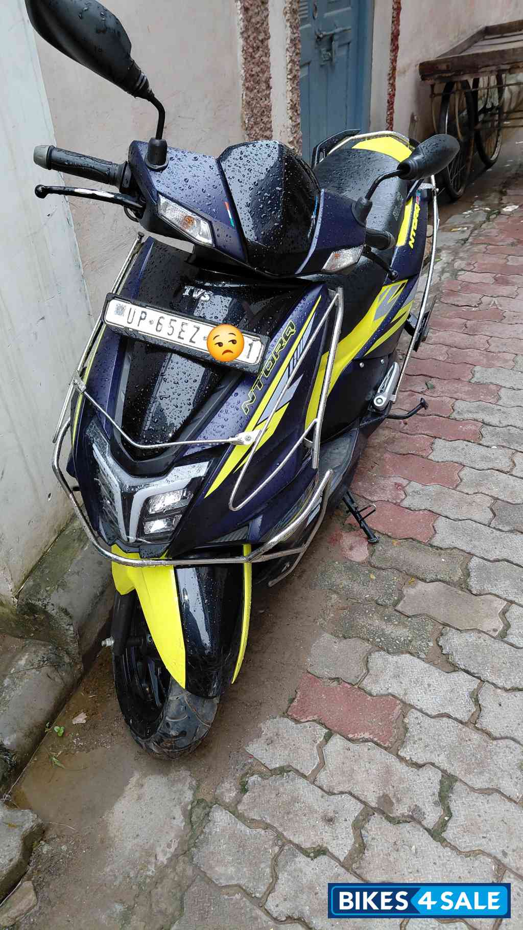 Neon TVS NTORQ 125 XT