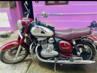 Maroon Jawa 350