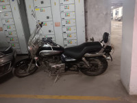Bajaj Avenger 220 DTS-i