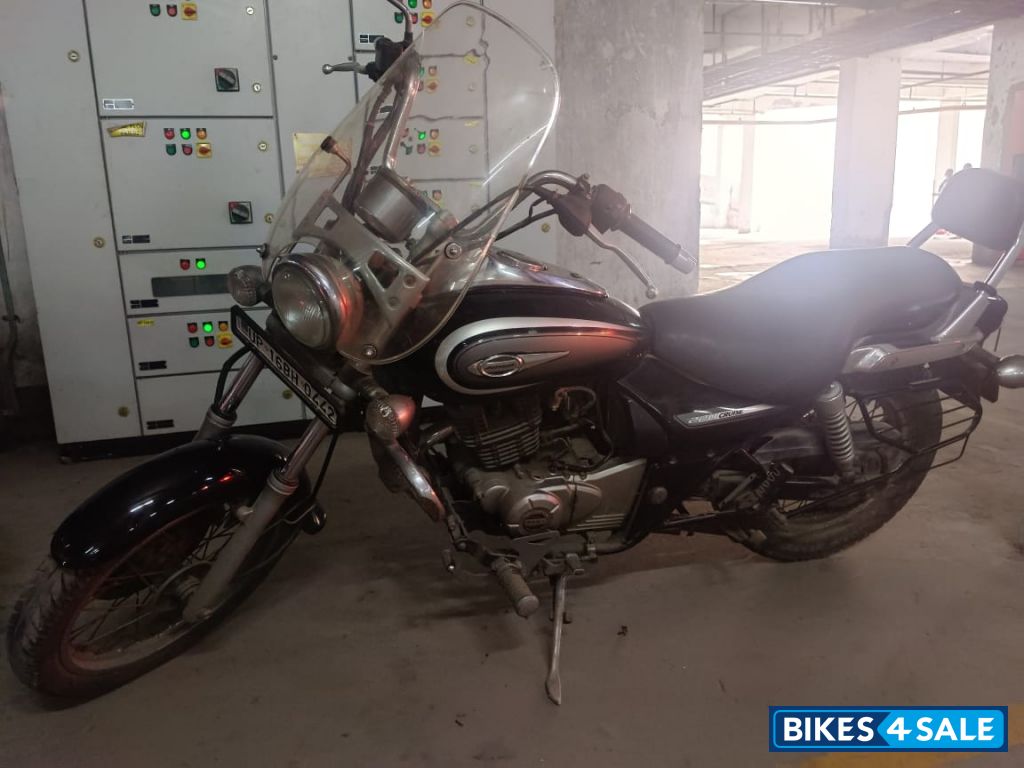 Bajaj Avenger 220 DTS-i