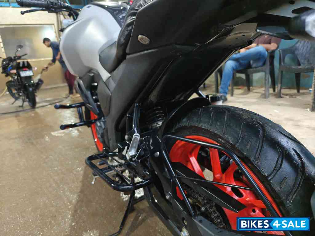 Mat Light Gray Yamaha FZ-S FI Ver 4.0 DLX