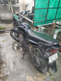 Black Bajaj Platina 100 ES