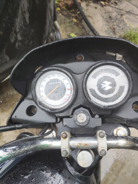 Black Bajaj Platina 100 ES