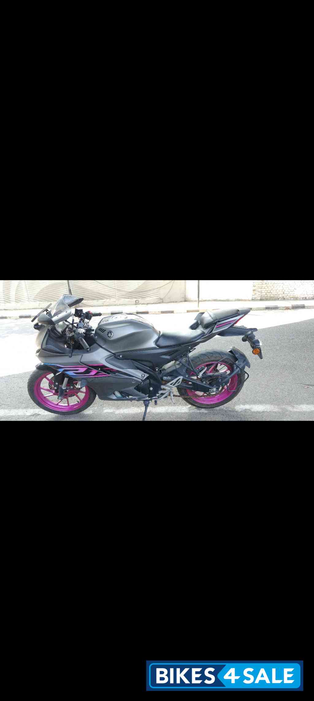 Yamaha R15 V4