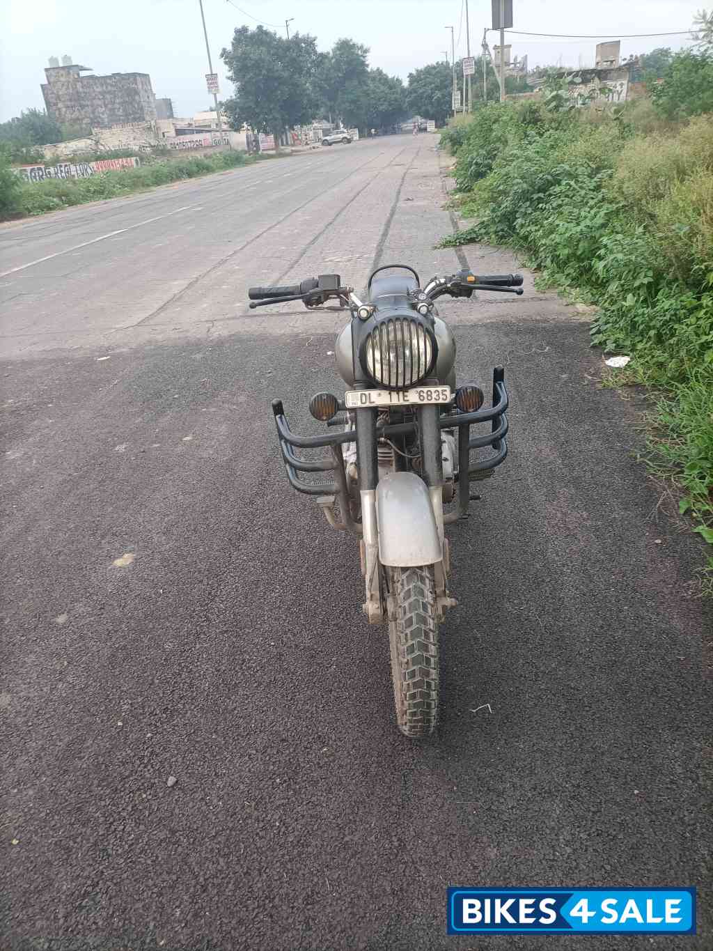 Gun Metal Grey Royal Enfield Classic 350 BS VI