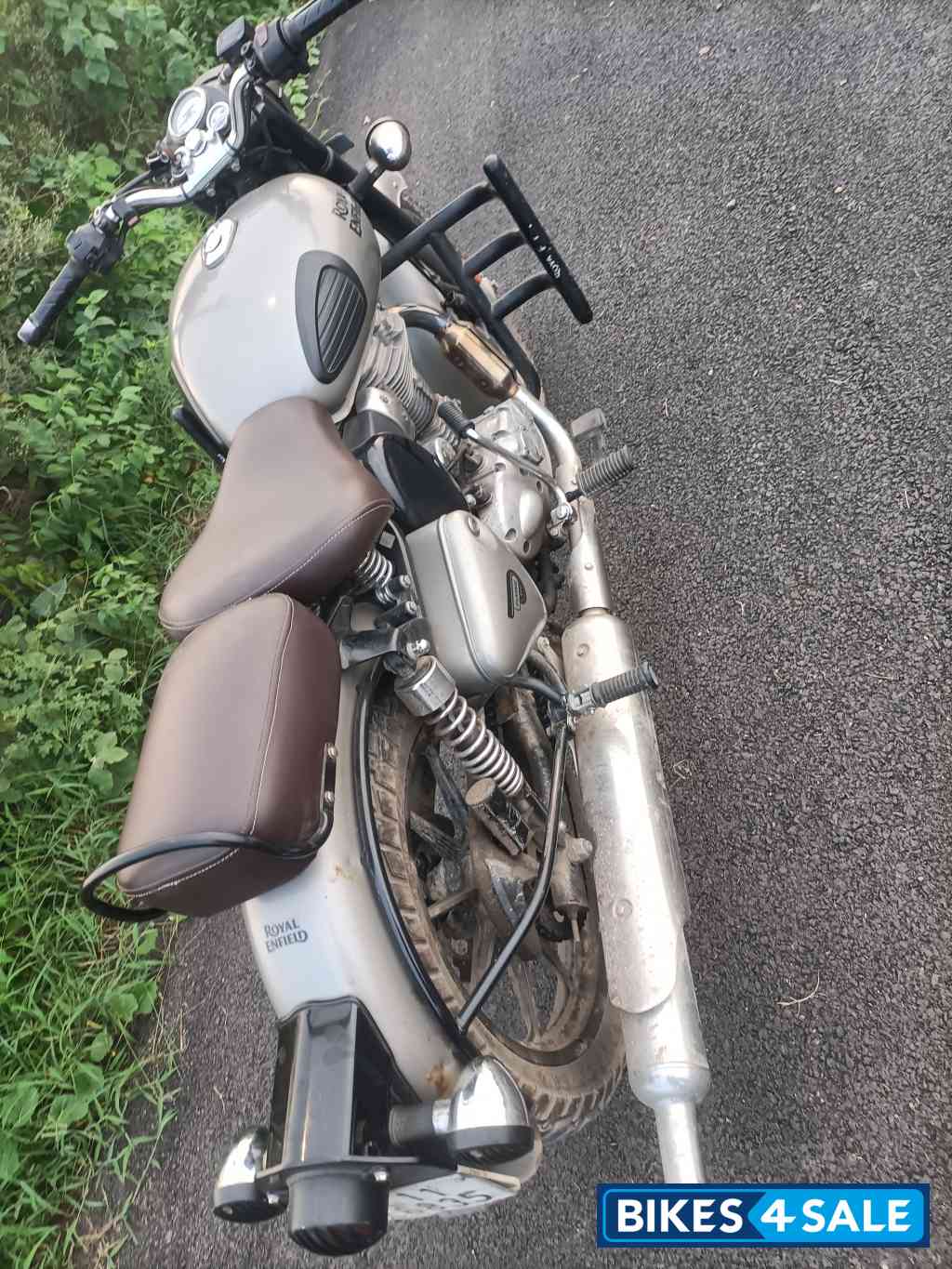 Gun Metal Grey Royal Enfield Classic 350 BS VI