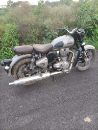 Gun Metal Grey Royal Enfield Classic 350 BS VI