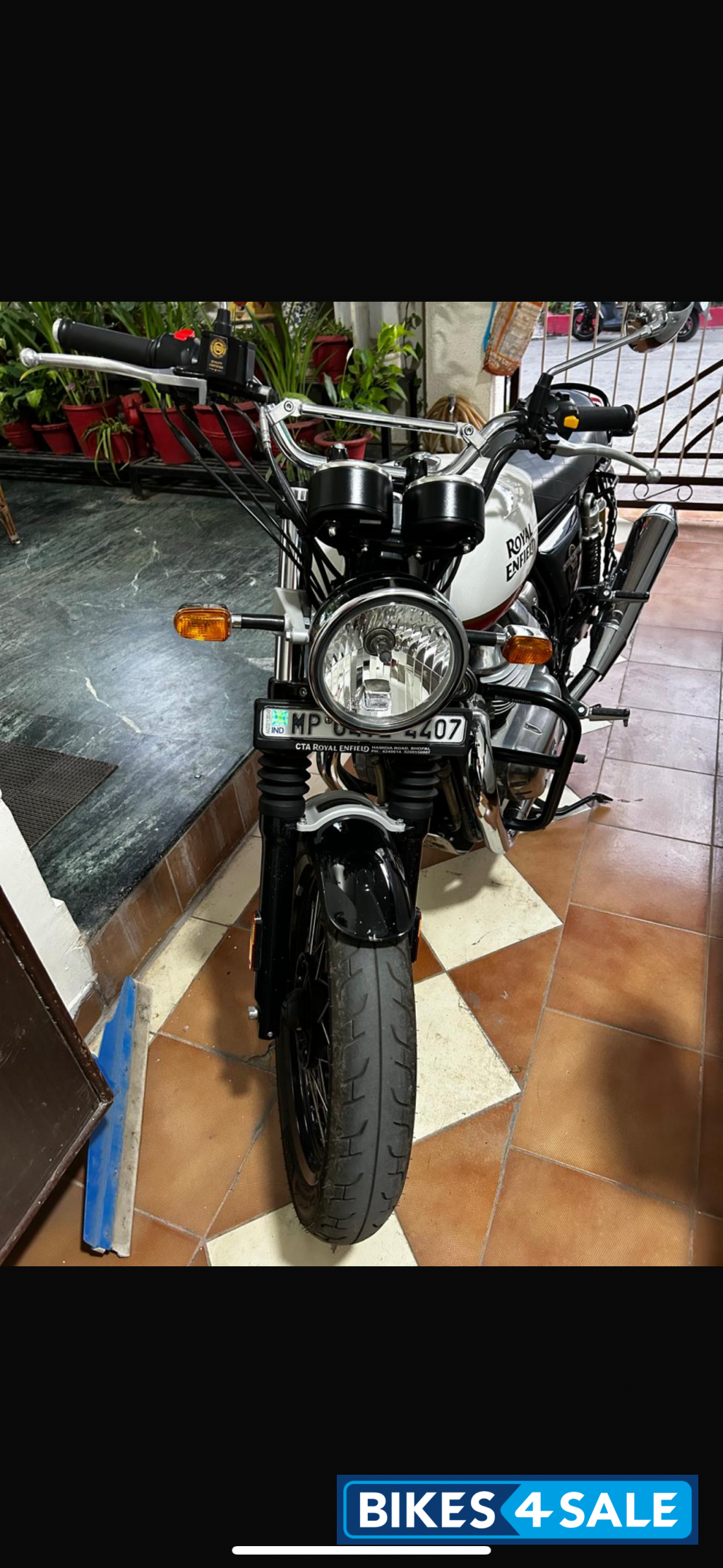 Baker Express Royal Enfield Interceptor 650 Twin