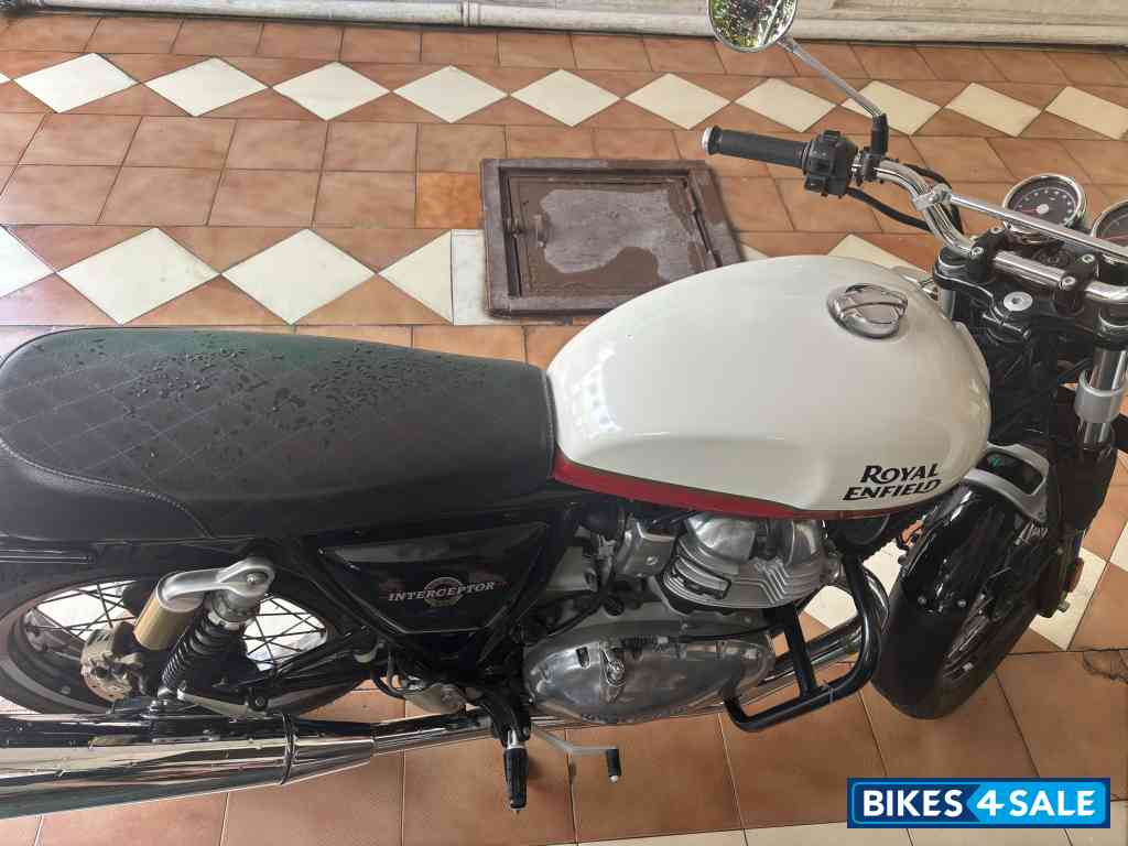 Baker Express Royal Enfield Interceptor 650 Twin