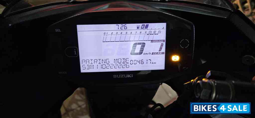 Black Suzuki Gixxer SF