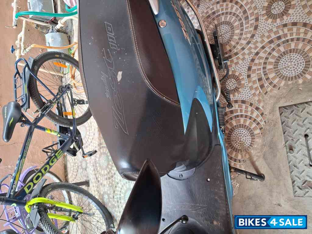 Blue TVS Scooty Zest 110 BS6