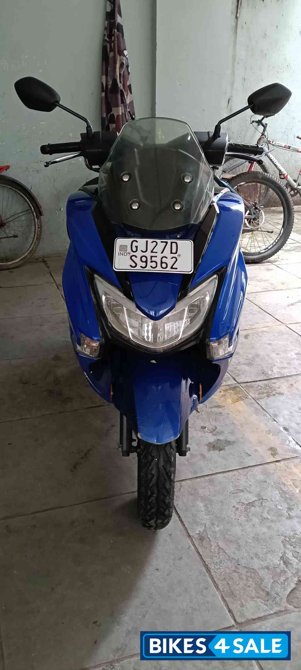Suzuki Burgman Street