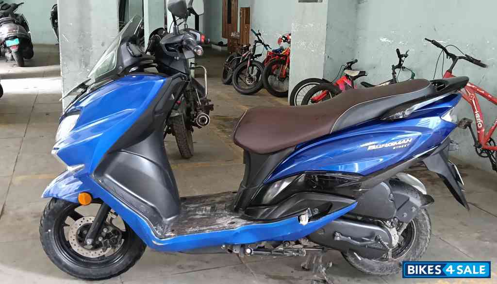 Suzuki Burgman Street