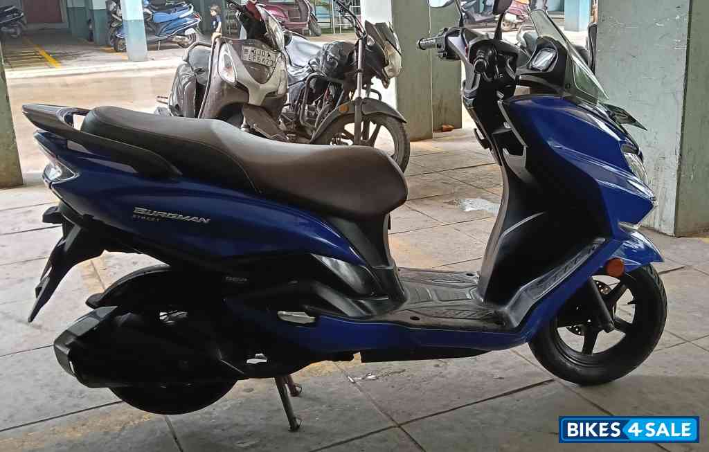 Suzuki Burgman Street