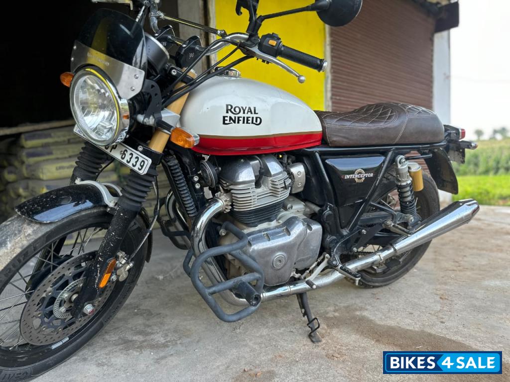 Royal Enfield Interceptor 650 Twin