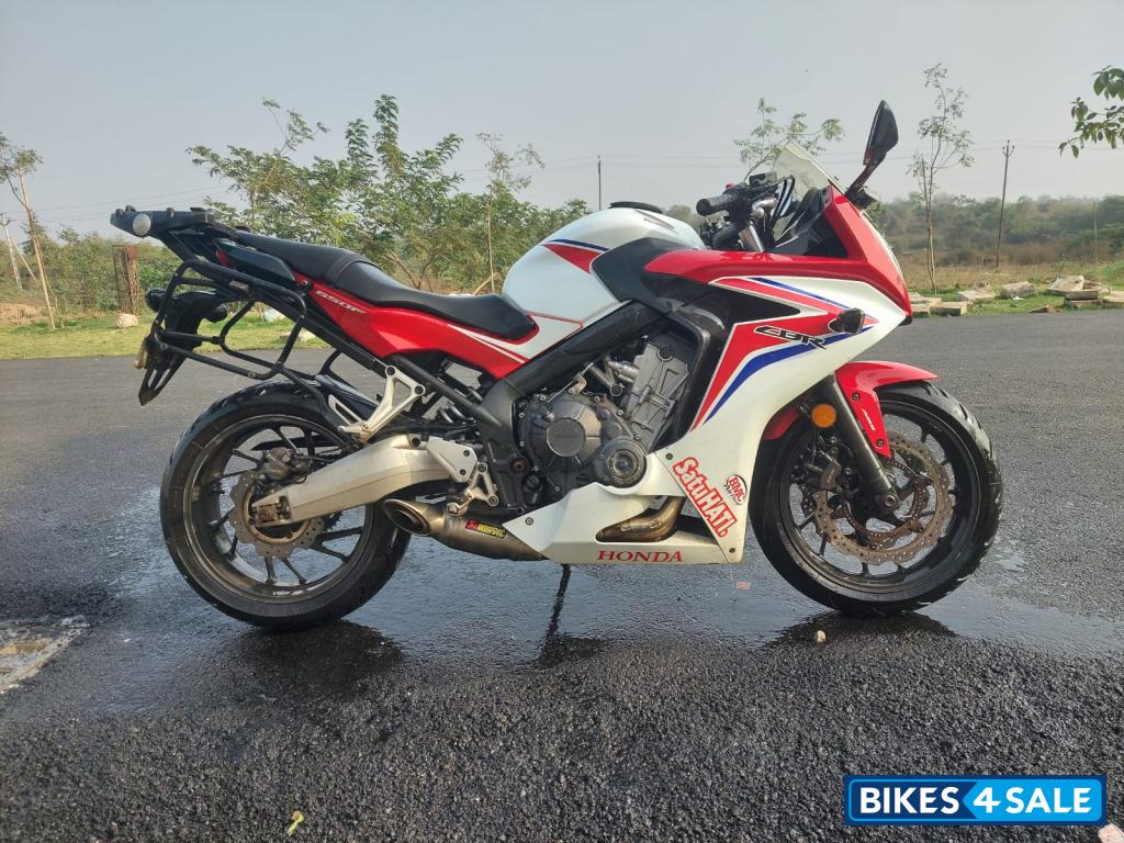 Red White Honda CBR 650F
