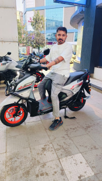 Yamaha Ray ZR 125 Fi Hybrid