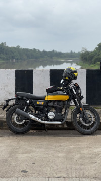 Honda 2023 CB350RS DLX Pro Dual Tone 2023 Model