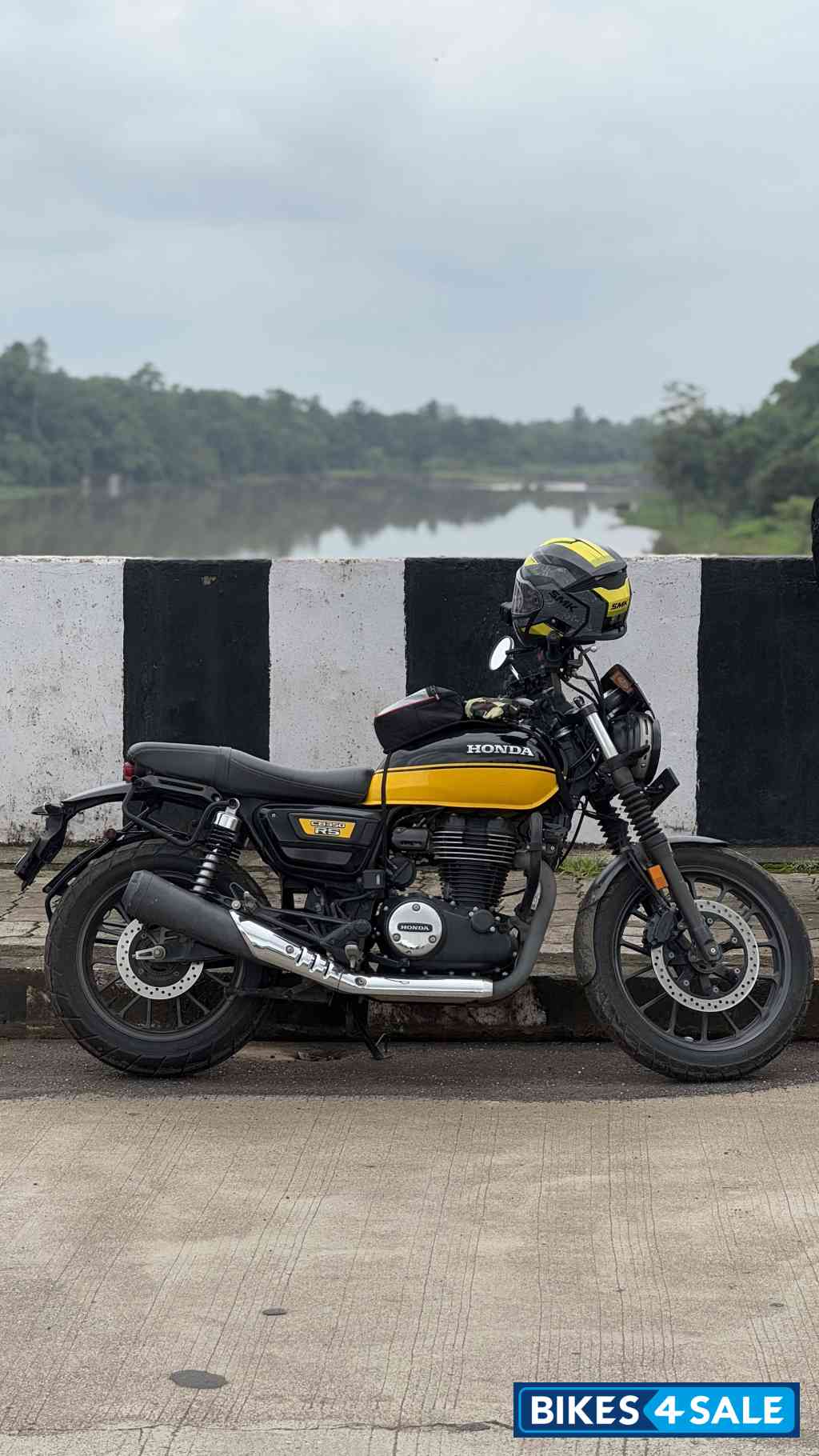 Honda 2023 CB350RS DLX Pro Dual Tone