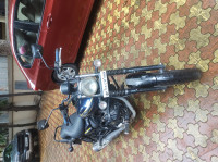 Blue Bajaj Avenger Street 150