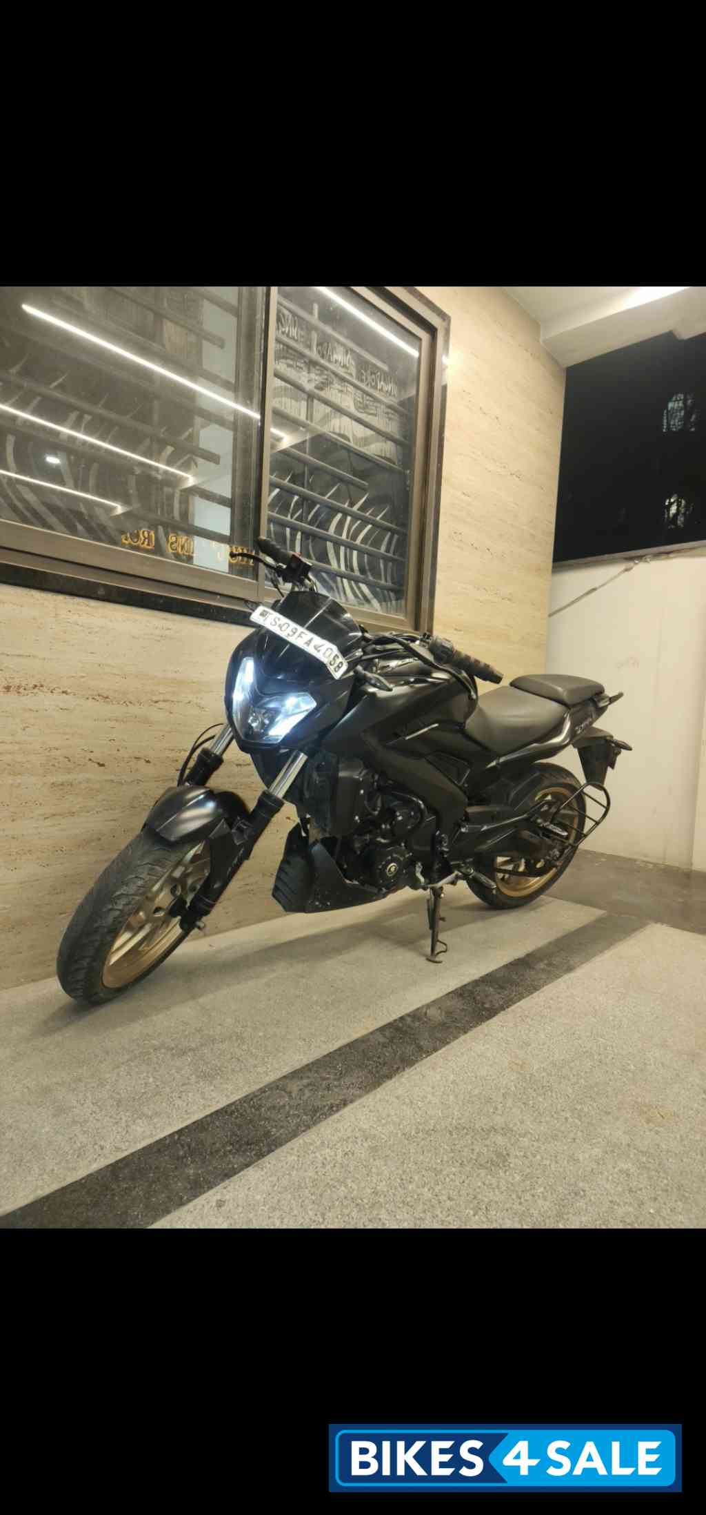 Bajaj Dominar 400 Disc