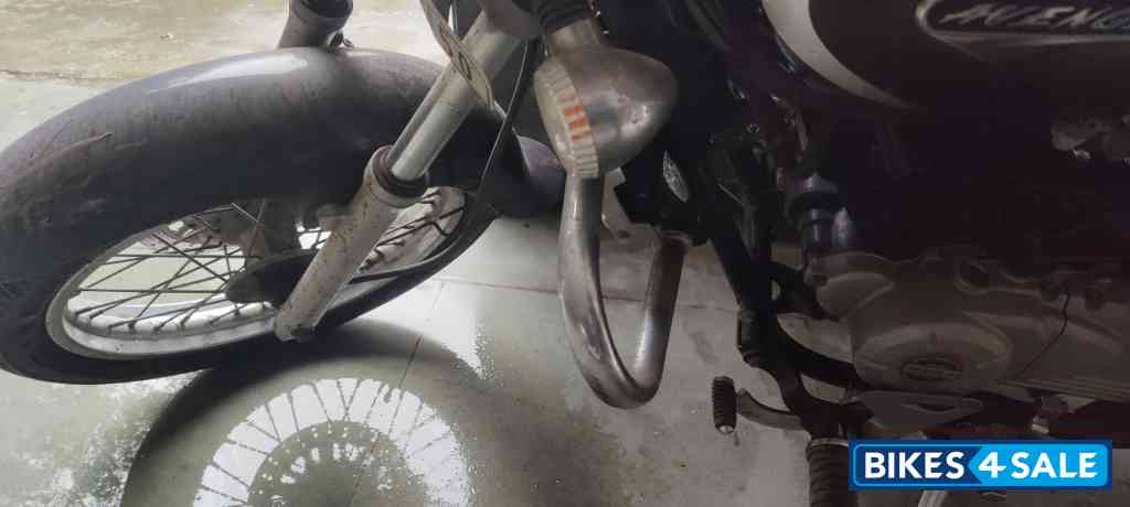 Bajaj Avenger Cruise 220