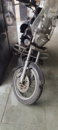 Bajaj Avenger Cruise 220