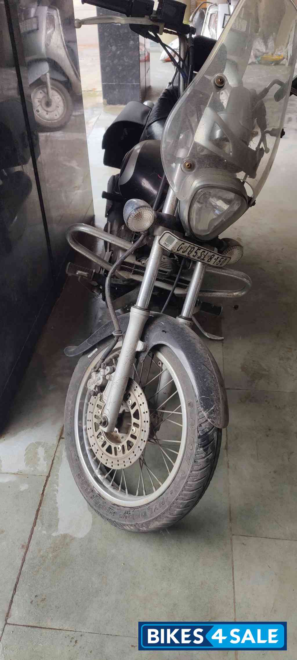Bajaj Avenger Cruise 220