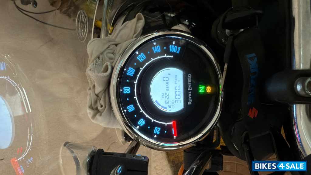 Stealth Black Royal Enfield Meteor 350 Stellar