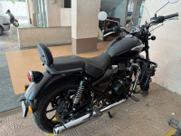 Stealth Black Royal Enfield Meteor 350 Stellar