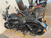 Stealth Black Royal Enfield Meteor 350 Stellar