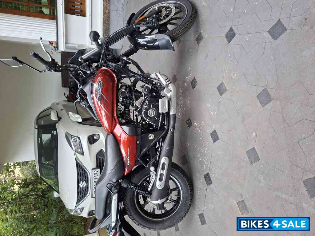 Bajaj Avenger Street 160