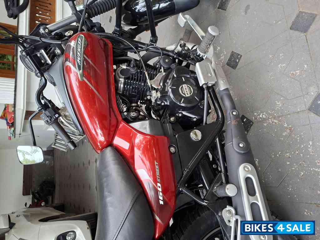 Bajaj Avenger Street 160