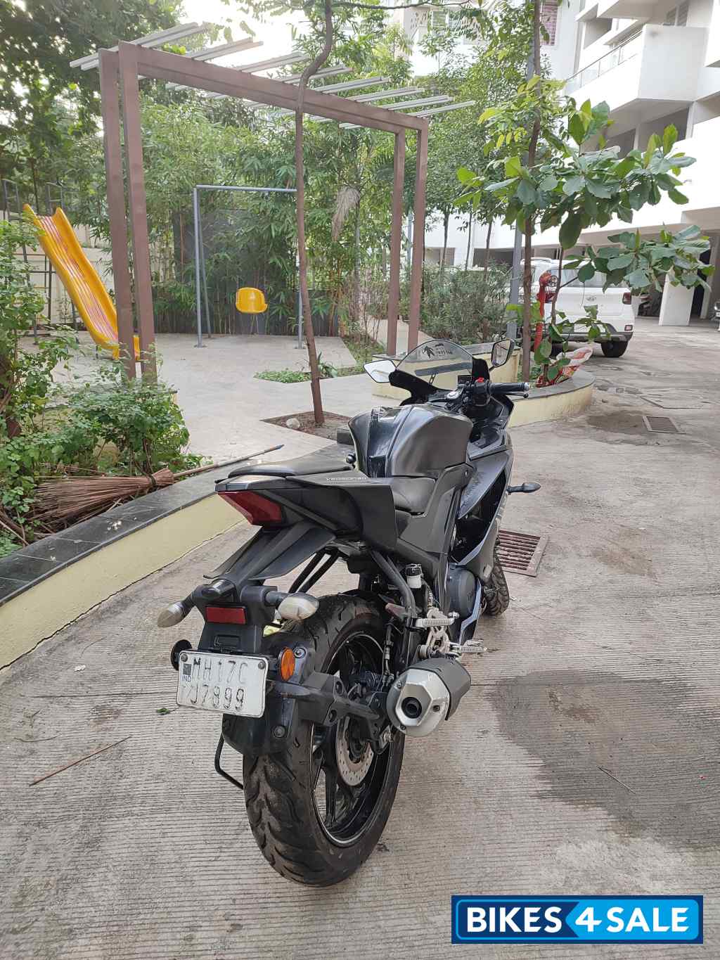 Yamaha YZF R15 V3 BS6