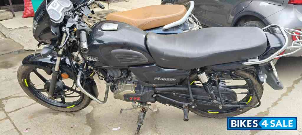 TVS Radeon BS6