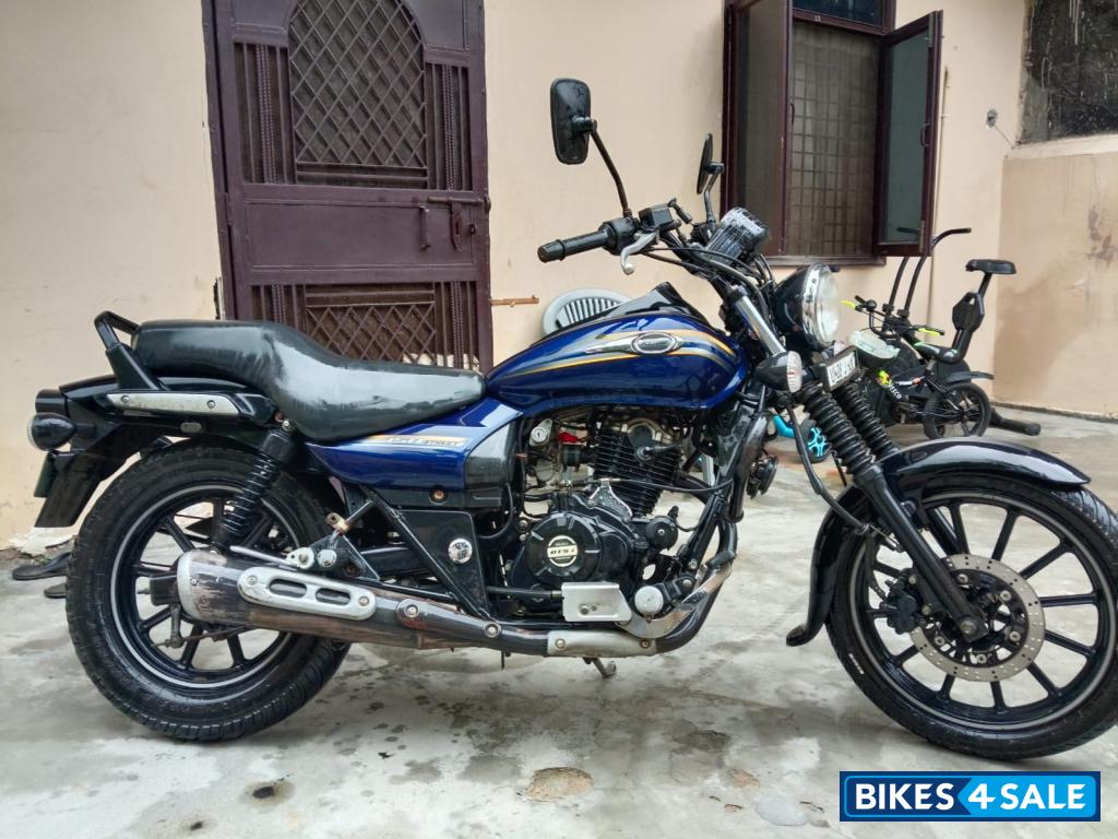 Bajaj Avenger