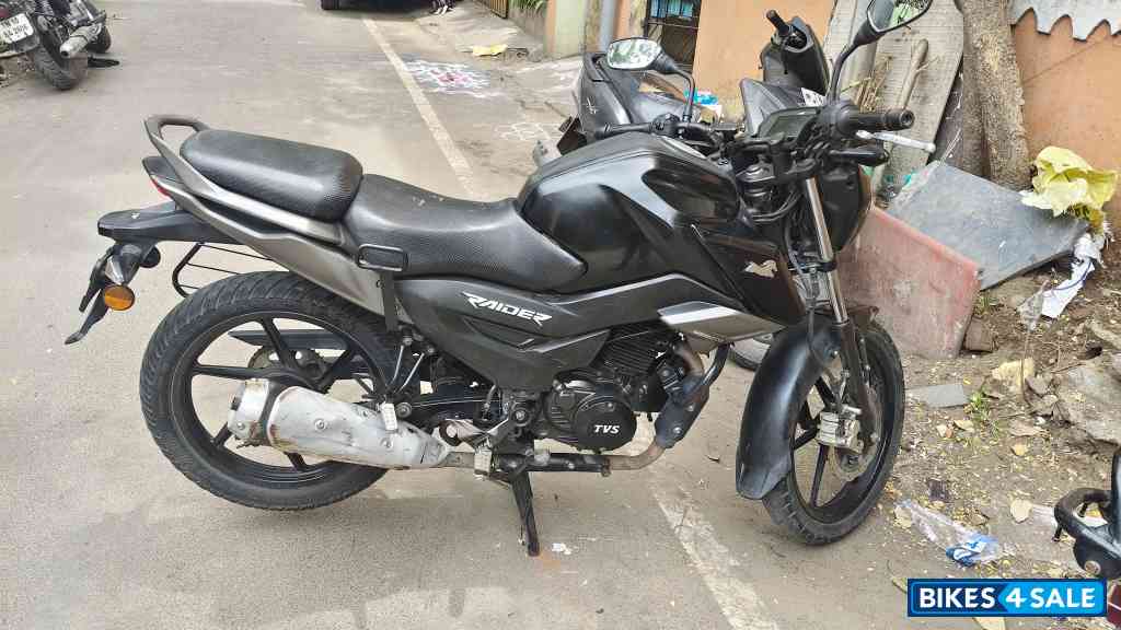 TVS Raider SX