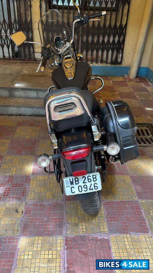 Bajaj Avenger Cruise 220