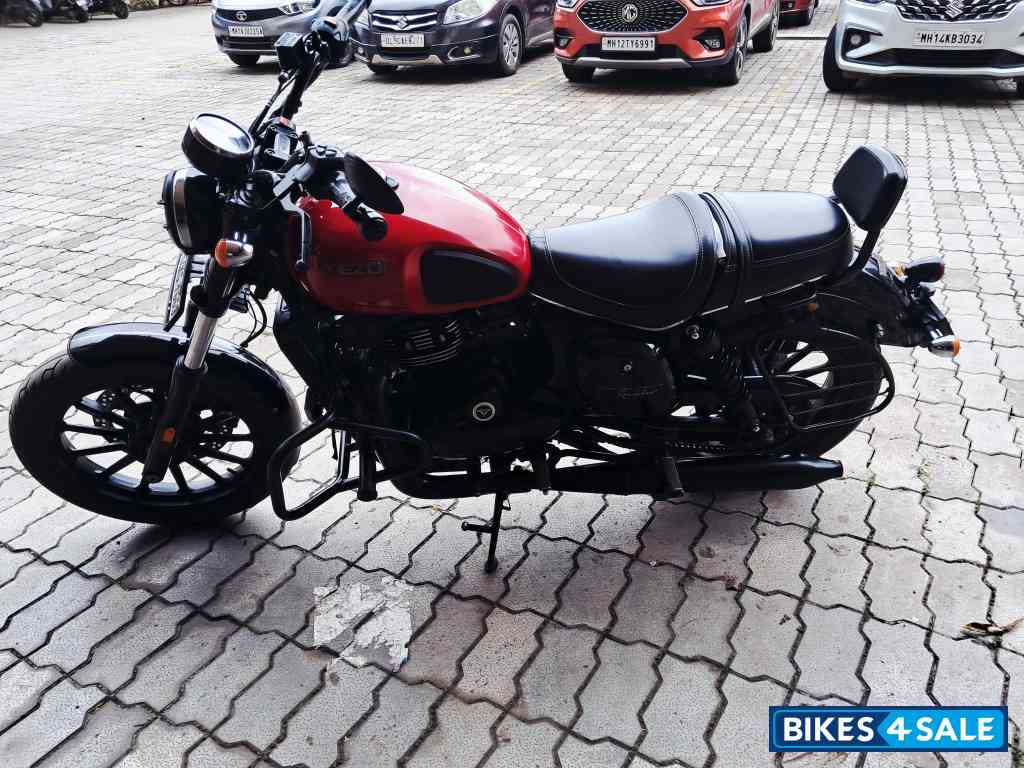 Inferno Red Yezdi Roadster 2022