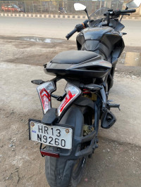 Black Bajaj Pulsar RS 200 ABS