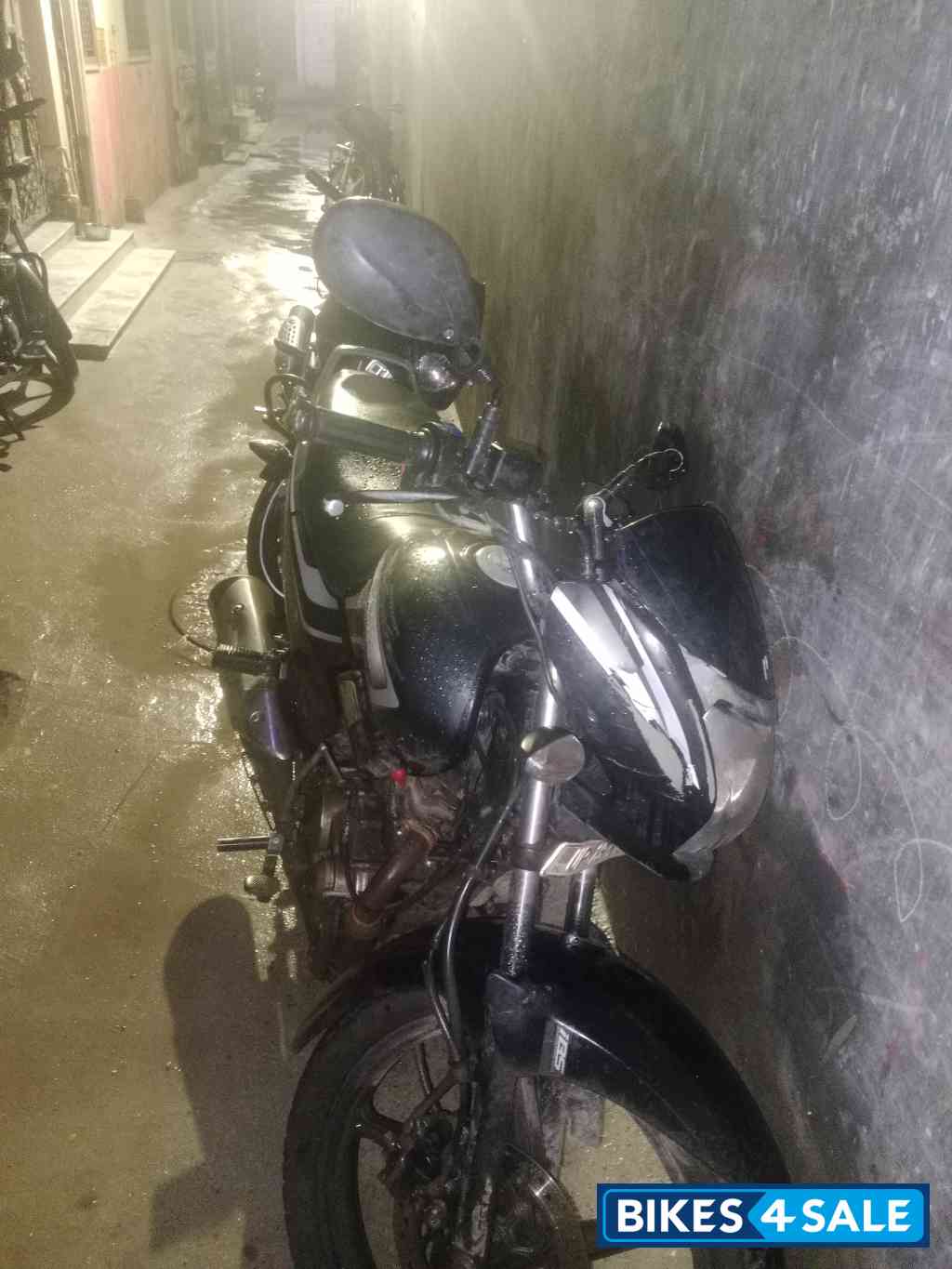 Black And White Hero Super Splendor BS6