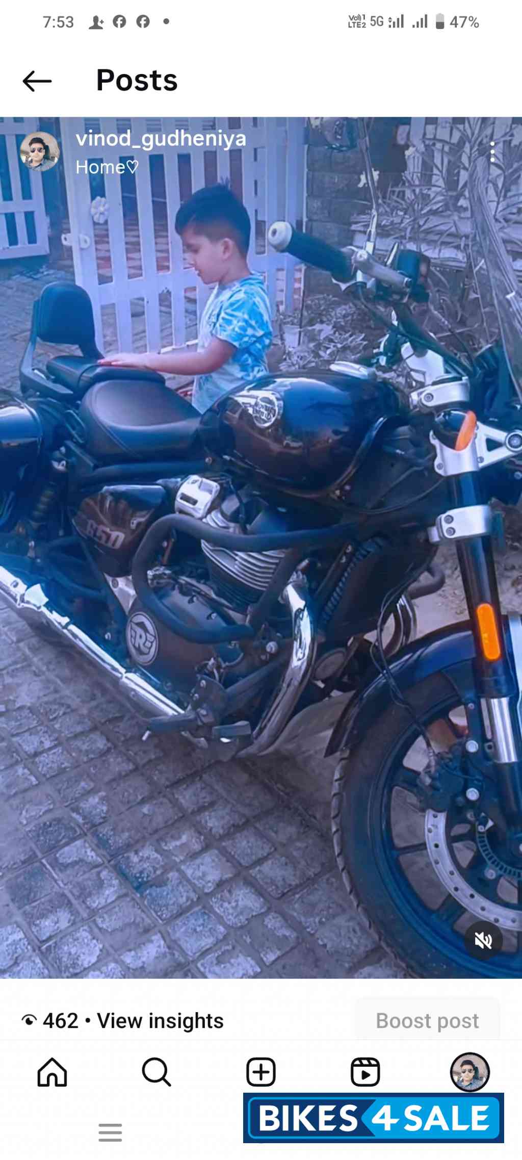 Black Royal Enfield Super Meteor 650