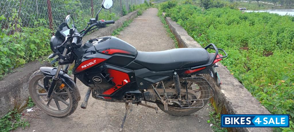 Revolt RV1 Plus Revolt RV1 Plus