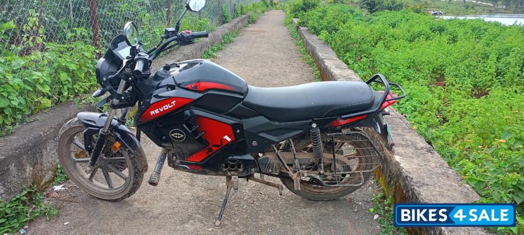 Revolt RV1 Plus Revolt RV1 Plus