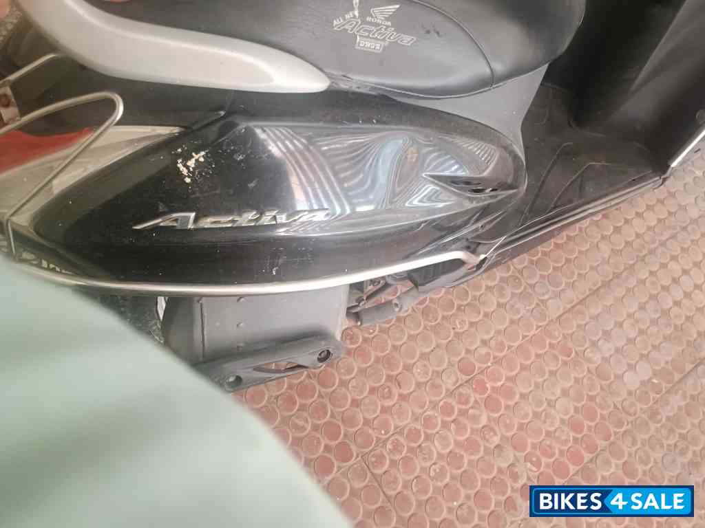 Black Honda Activa 3G