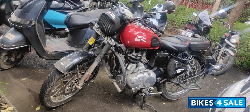 Red Black Royal Enfield Classic 350