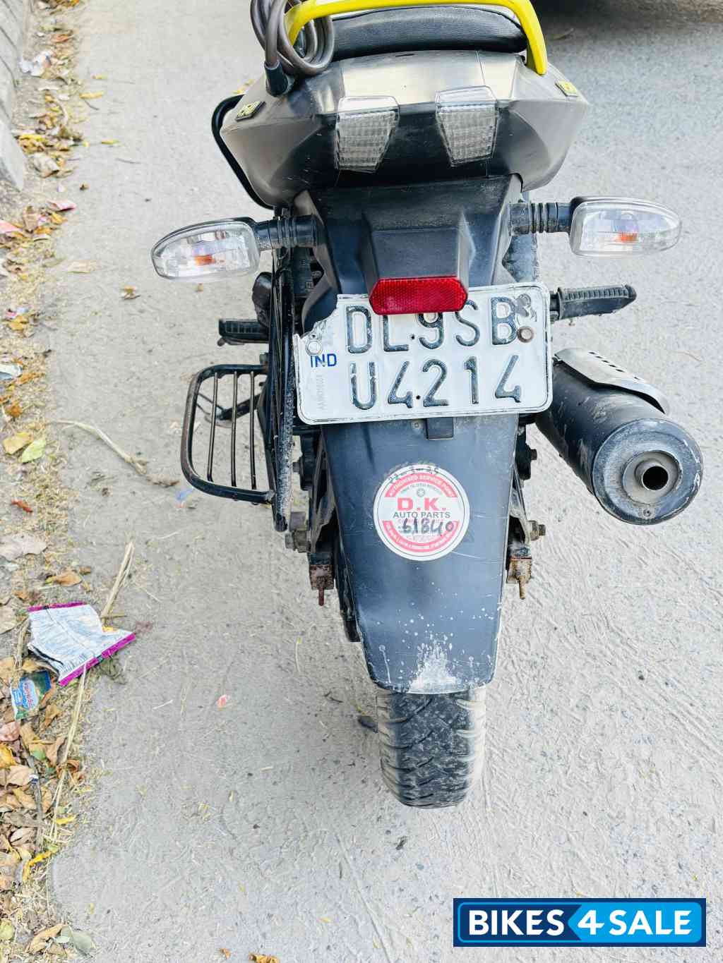 Black Decal Green Bajaj Pulsar 150 DTSi