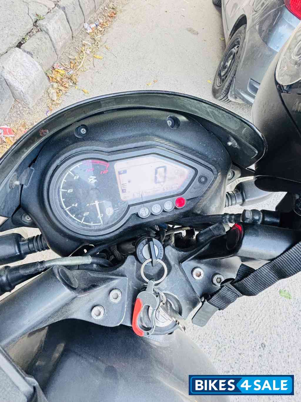 Black Decal Green Bajaj Pulsar 150 DTSi